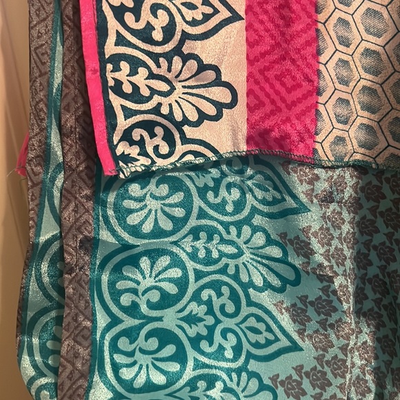 Iris Sari Wrap Art Silk Dress - Picture 5 of 12